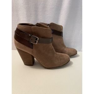 Carlos Santana Harvest suede Ankle‎ Boots chunky heel size 7.5 strap buckle